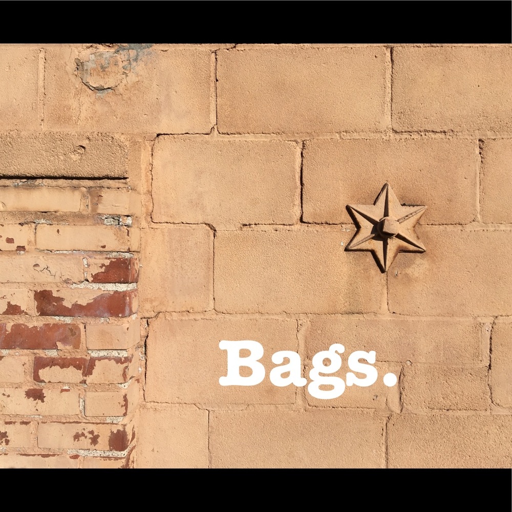 👜 BAGS. WHAT MORE COULD YOU WANT? 👜